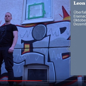 Der Neonazi Leon Ringl posiert für ein rechtes Videoformat. (Bild: Screenshot avosTV).