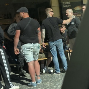 Nach dem Angriff auf das "Eternia" zogen sich die Neonazis in eine nahe Kneipe zurück.