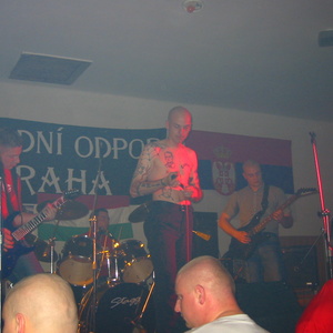 RechtsRock Konzert mit der Neonazi-Band Oidoxie.