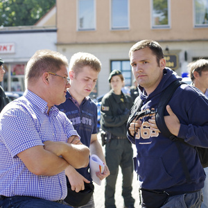 Gemeinsam ratlos: v.l.n.r.: Holger Apfel, Michael Brück und Dennis Giemsch am 23. August 2012 in Dortmund-Dorstfeld.