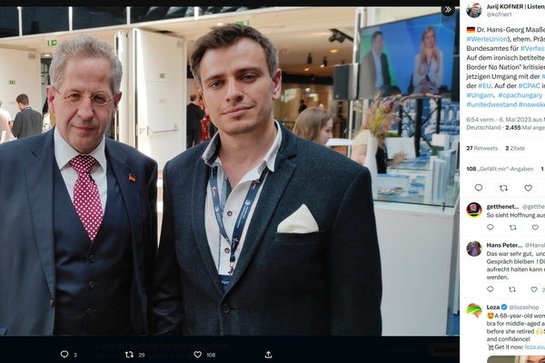 In Budapest (Ungarn) treffen sich etwa der AfD-Landtagskandidat Jurij Christopher Kofner und Dr. Hans-Georg Maaßen (CDU, Werte Union, Ex-Bundesamtes für Verfassungsschutz) beim Panel „No Border No Nation“ (sic) - hier gemeint als Anti-Migrationsappell. (Bild: Screenshot: twitter.com/kofner1)