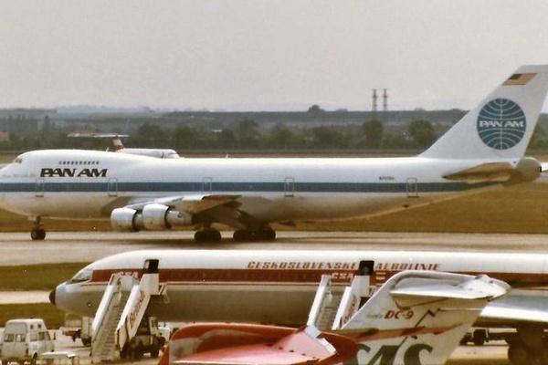 Pan Am Flugzeug