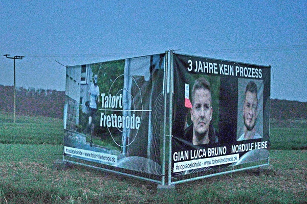 Aufsteller thematisiert den Vorfall in Fretterode