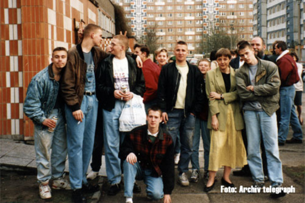 Merkel Nazi-teens Magdeburg